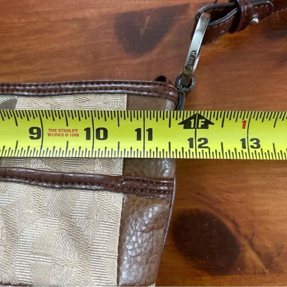 Etienne Aigner Tapestry Purse Handbag Shoulder/Crossbody Bag - Picture 4 of 13